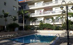 Aphrodite Nina'S Apartments
